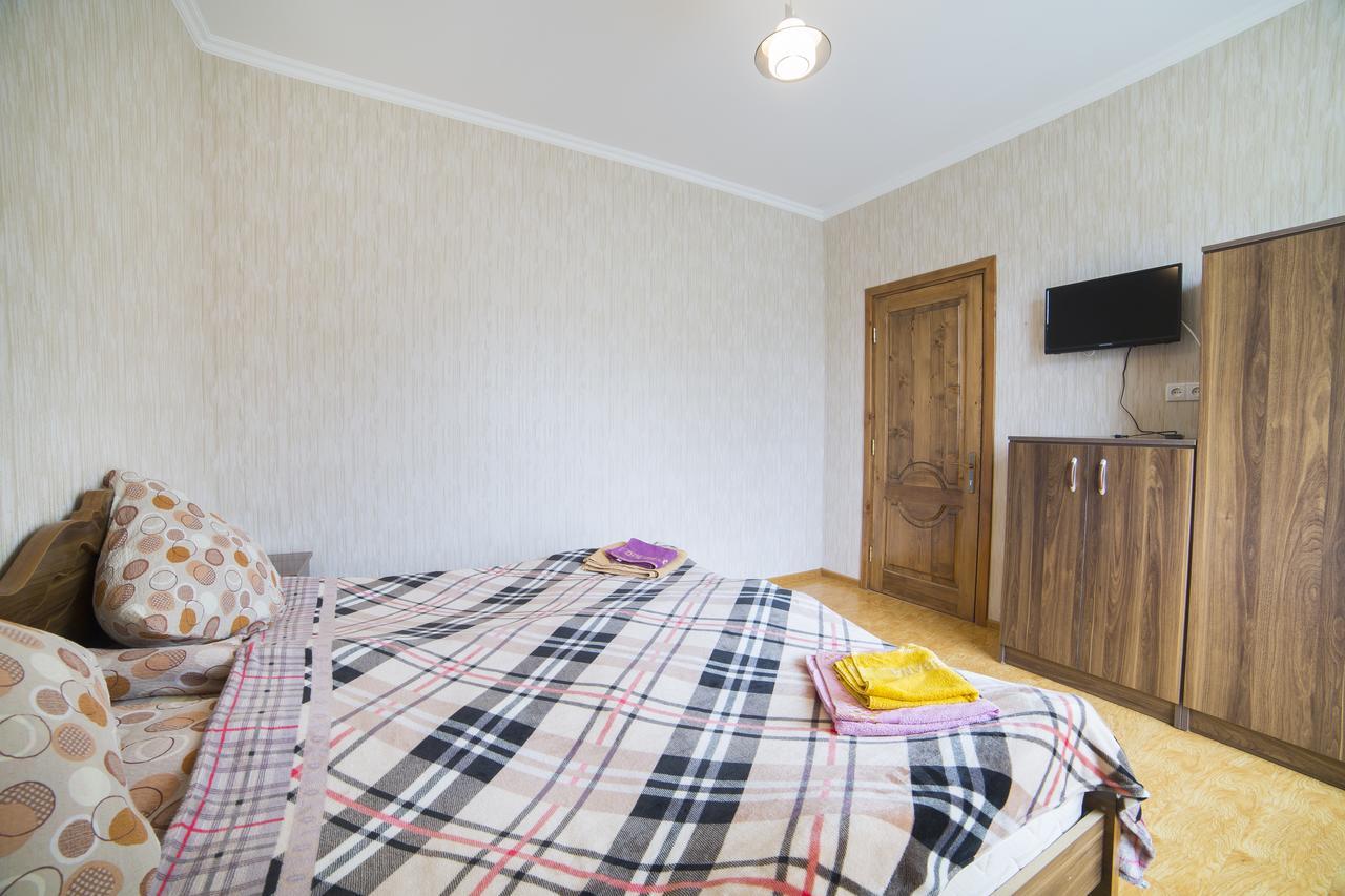 Anastasia Guesthouse Боржомі Екстер'єр фото